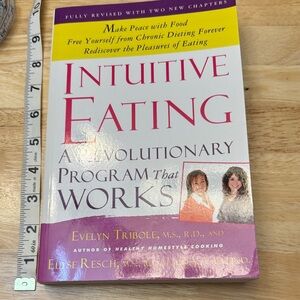 Intuitive Eating Book, clean, 2.00 w purchase